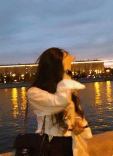 a blurry post on Instagram